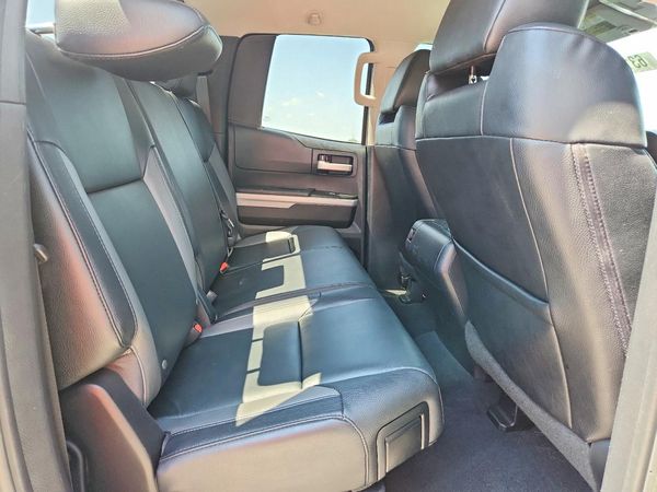 2018 TOYOTA TUNDRA Limited