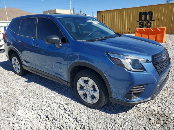 2023 SUBARU FORESTER
