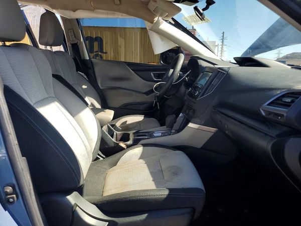 2023 SUBARU FORESTER
