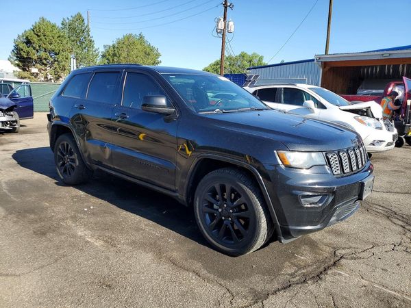 2017 JEEP GRAND CHEROKEE Laredo
