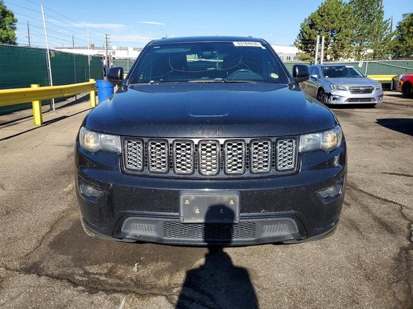 2017 JEEP GRAND CHEROKEE Laredo