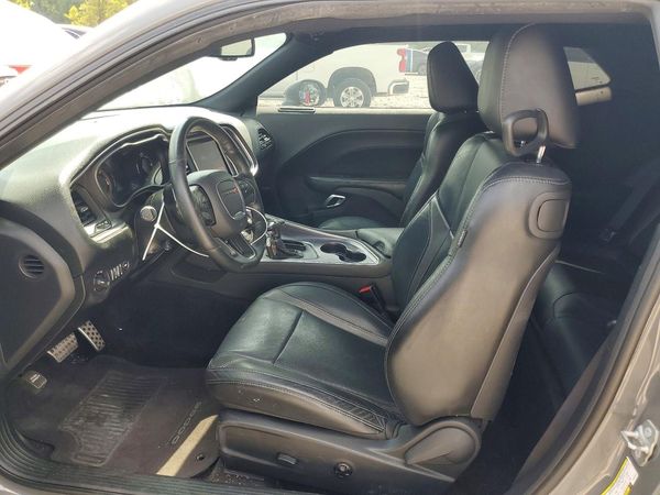 2017 DODGE CHALLENGER SXT