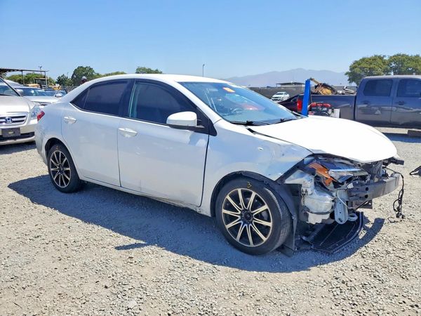 2017 TOYOTA COROLLA