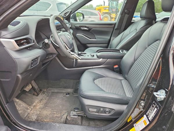 2025 TOYOTA HIGHLANDER