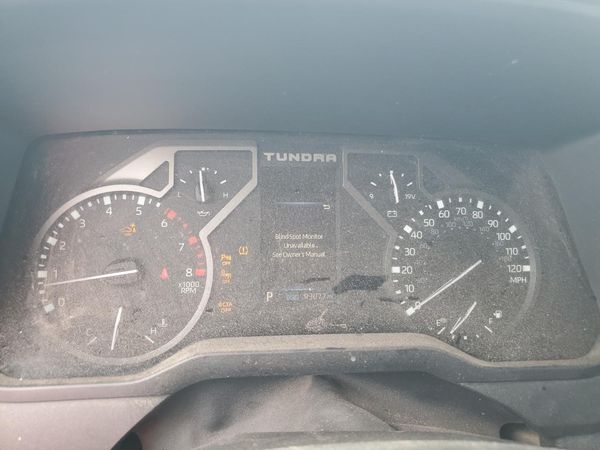 2024 TOYOTA TUNDRA SR5
