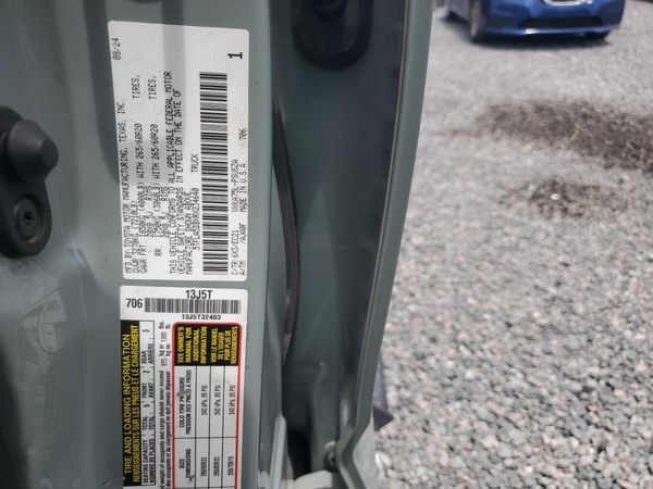 2024 TOYOTA TUNDRA SR5