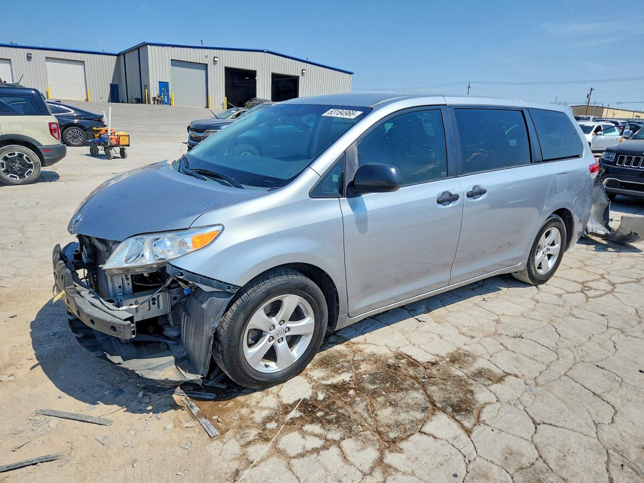 2013 TOYOTA SIENNA