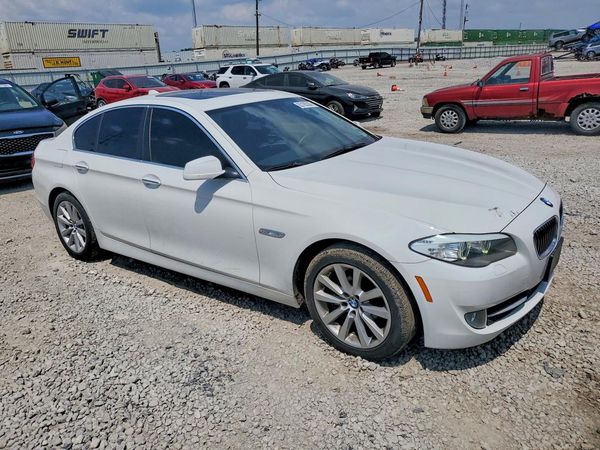 2013 BMW 528
