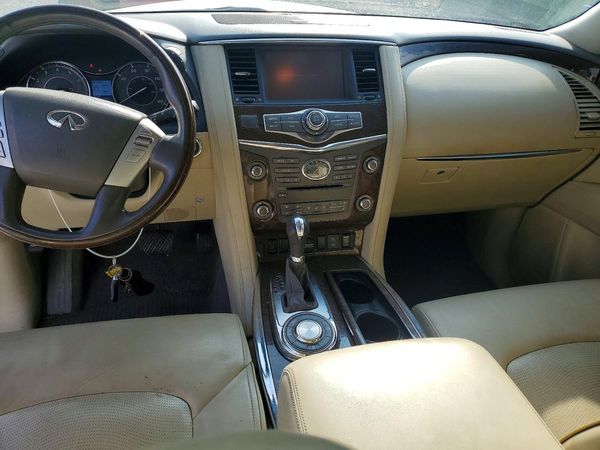 2017 INFINITI QX80