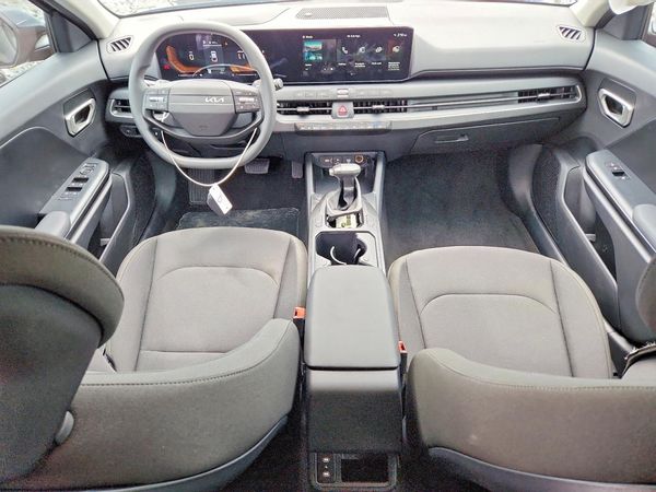 2026 KIA K4 LX, LXS