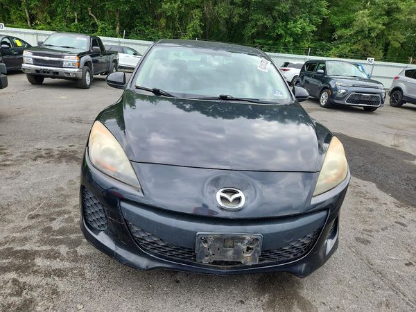 2013 MAZDA 3 SV/Base
