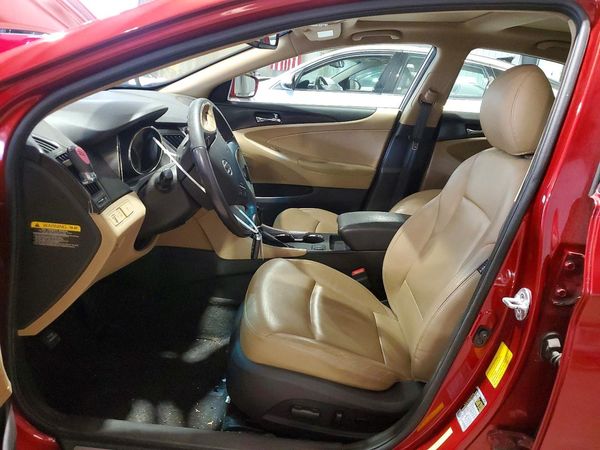 2012 HYUNDAI SONATA Middle level
