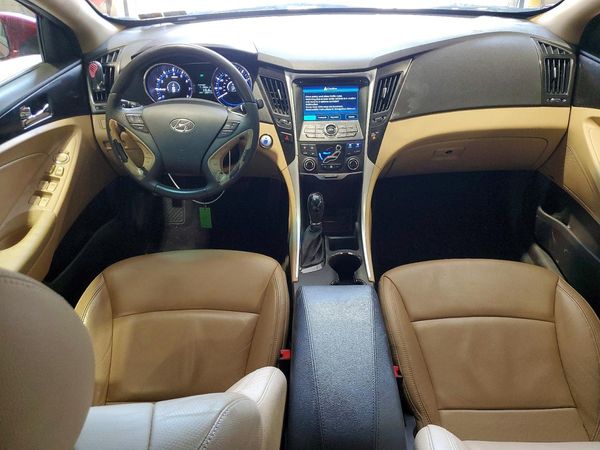 2012 HYUNDAI SONATA Middle level
