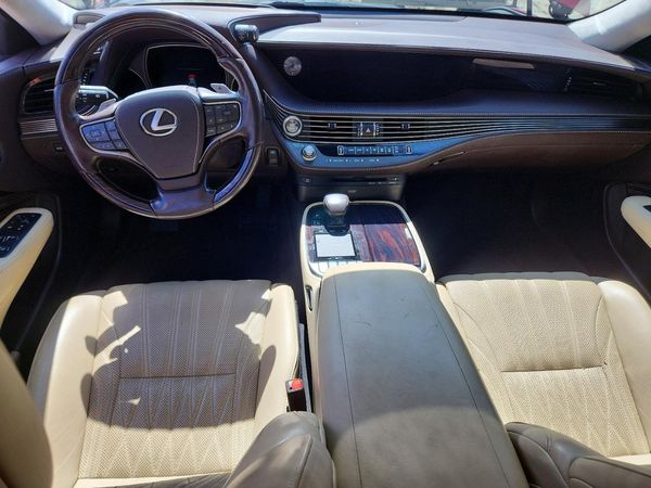 2018 LEXUS LS