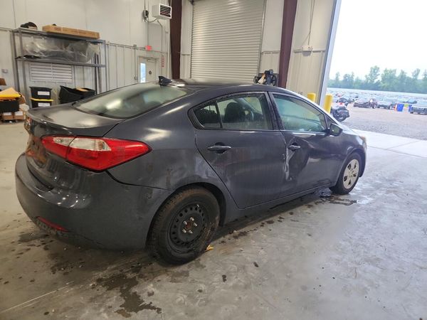 2016 KIA FORTE GL (Middle-Low Grade)