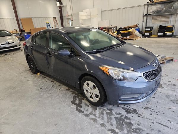 2016 KIA FORTE GL (Middle-Low Grade)