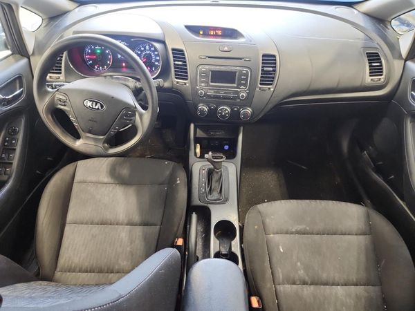 2016 KIA FORTE GL (Middle-Low Grade)