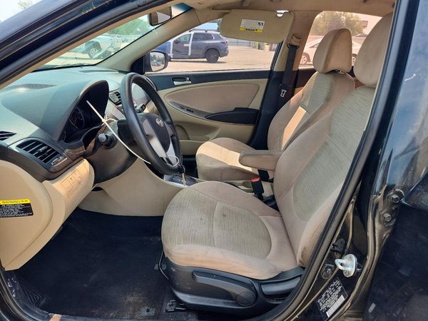 2017 HYUNDAI ACCENT SE Base