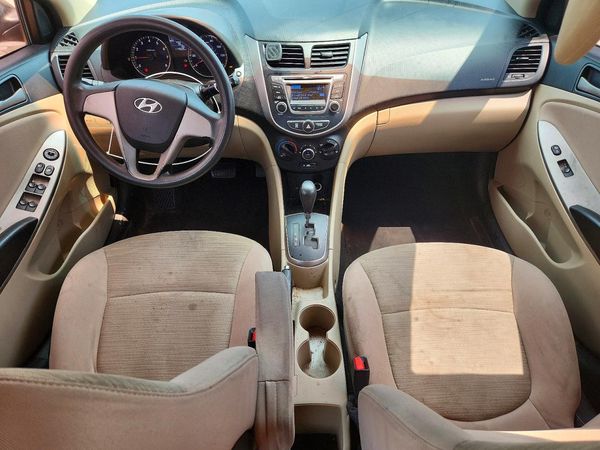 2017 HYUNDAI ACCENT SE Base