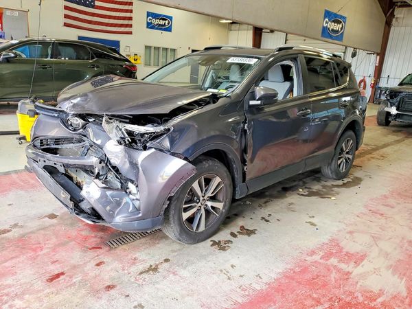2017 TOYOTA RAV4 XLE
