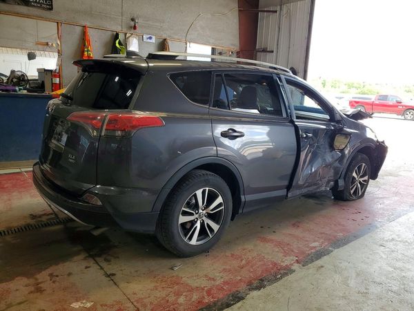 2017 TOYOTA RAV4 XLE