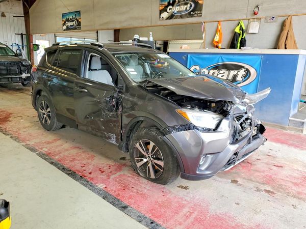 2017 TOYOTA RAV4 XLE