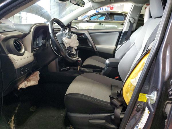 2017 TOYOTA RAV4 XLE