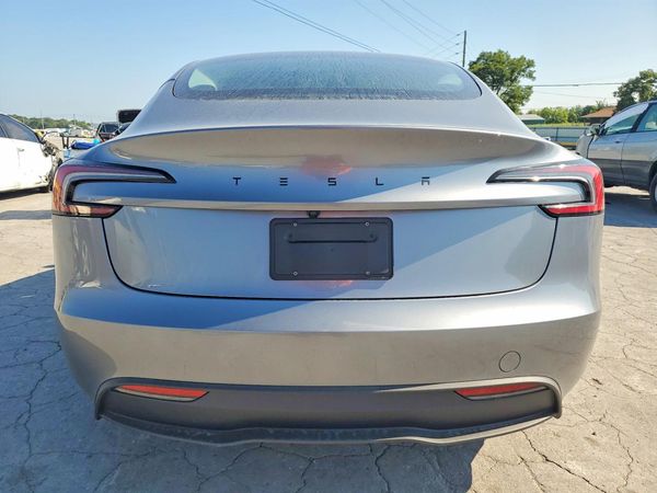 2026 TESLA MODEL 3