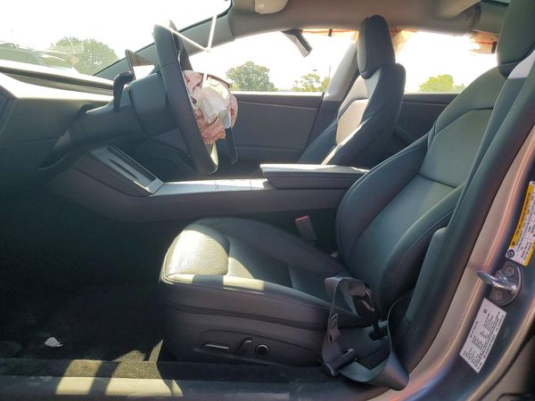 2026 TESLA MODEL 3