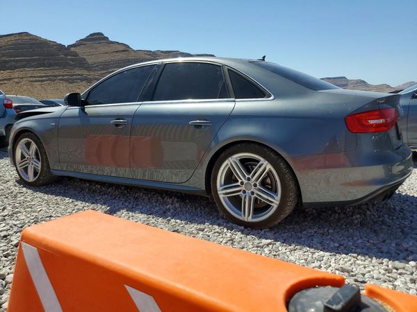 2015 AUDI A4