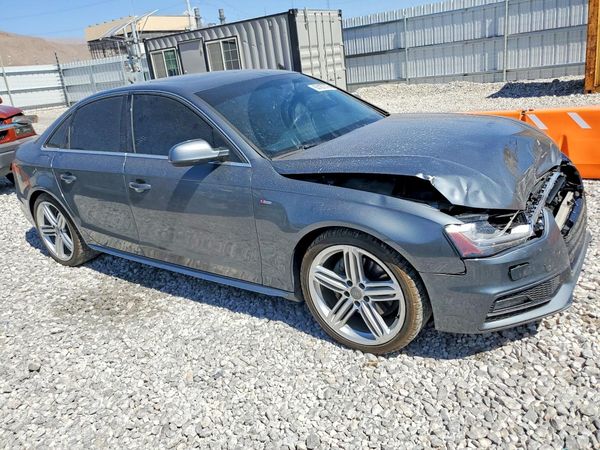 2015 AUDI A4