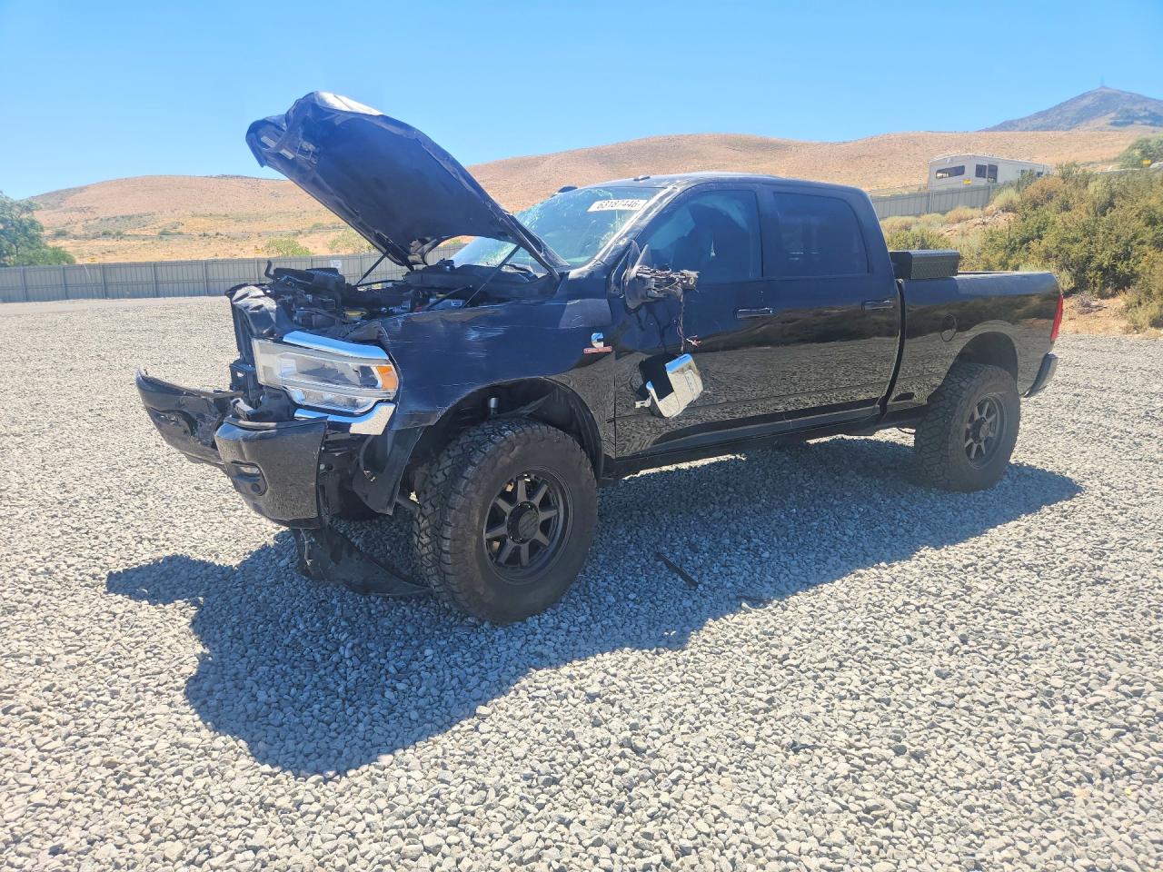 2023 RAM 2500 Laramie — Front 3/4