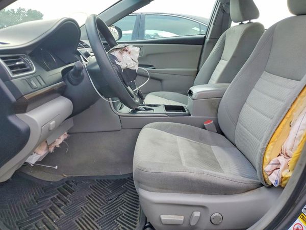 2016 TOYOTA CAMRY