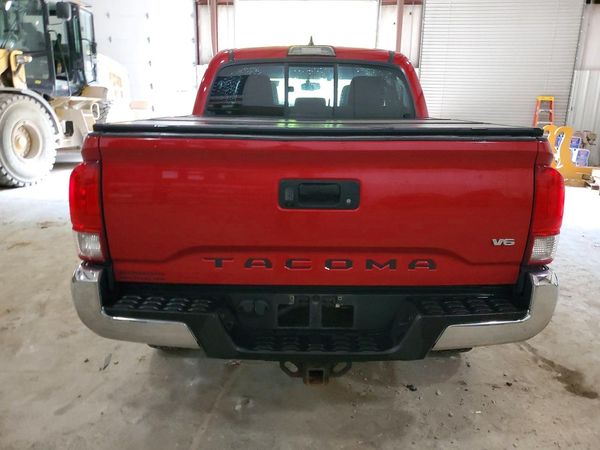 2016 TOYOTA TACOMA