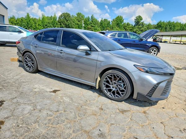 2026 TOYOTA CAMRY
