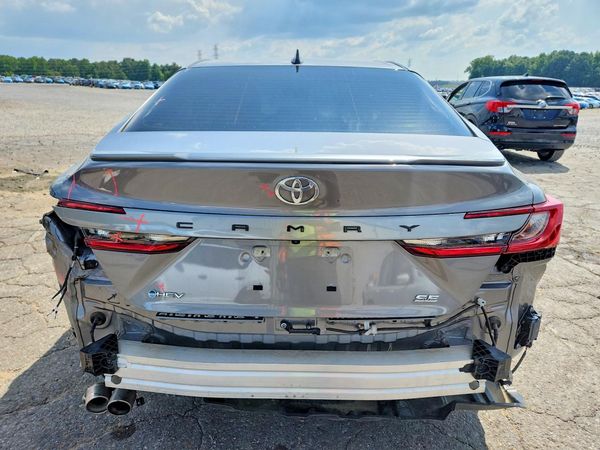 2026 TOYOTA CAMRY