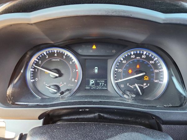 2015 TOYOTA HIGHLANDER