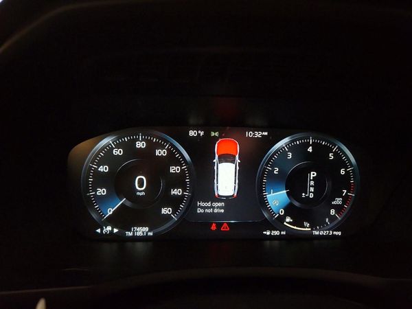 2016 VOLVO XC90 SV42 Momentum
