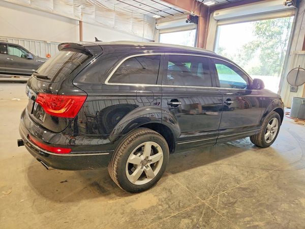 2012 AUDI Q7 Premium Plus