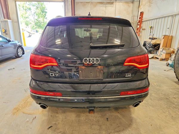 2012 AUDI Q7 Premium Plus