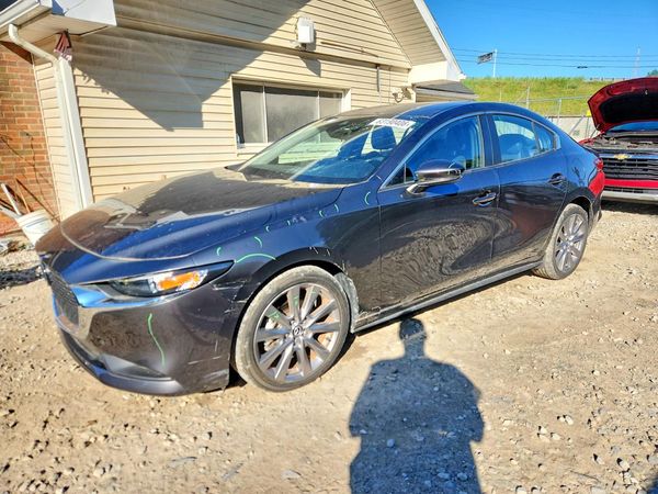 2020 MAZDA 3
