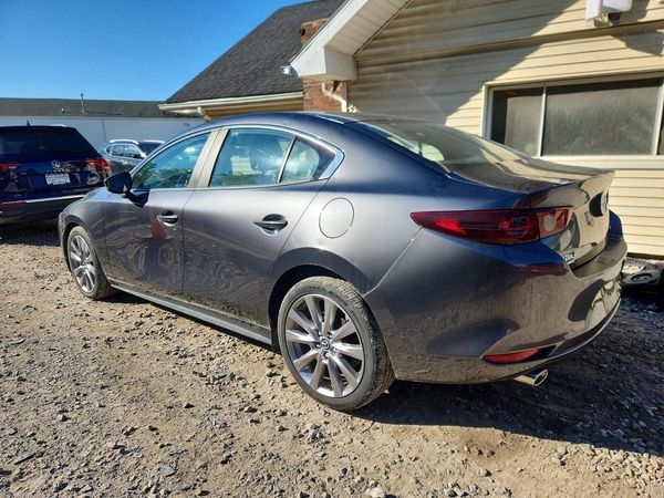 2020 MAZDA 3
