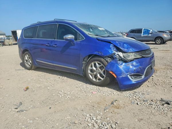 2019 CHRYSLER PACIFICA