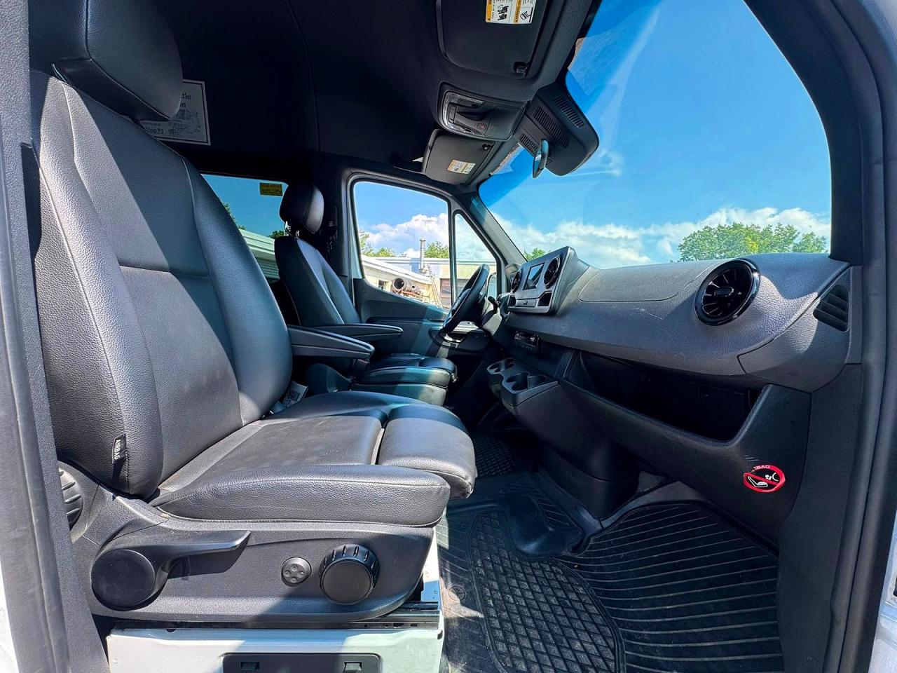 2024 MERCEDES-BENZ SPRINTER