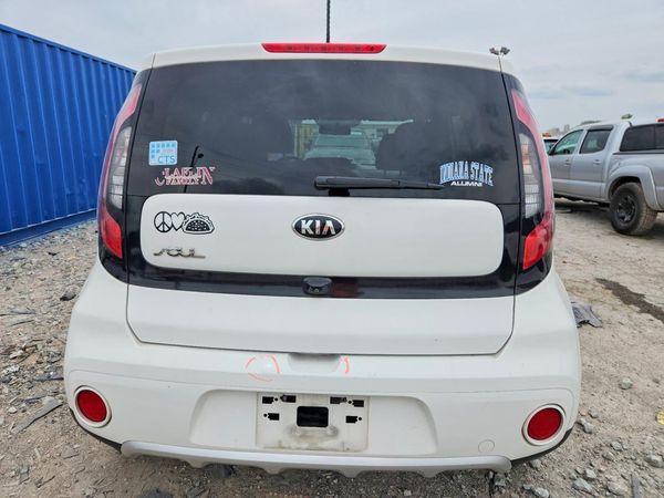 2017 KIA SOUL