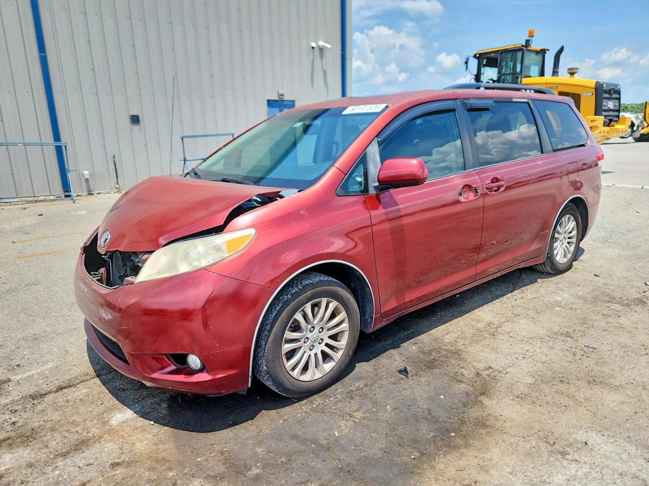 2012 TOYOTA SIENNA