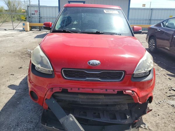 2013 KIA SOUL