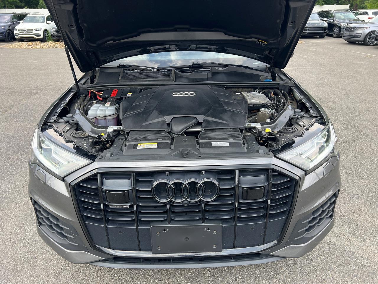 2021 AUDI Q7 quattro Premium Plus