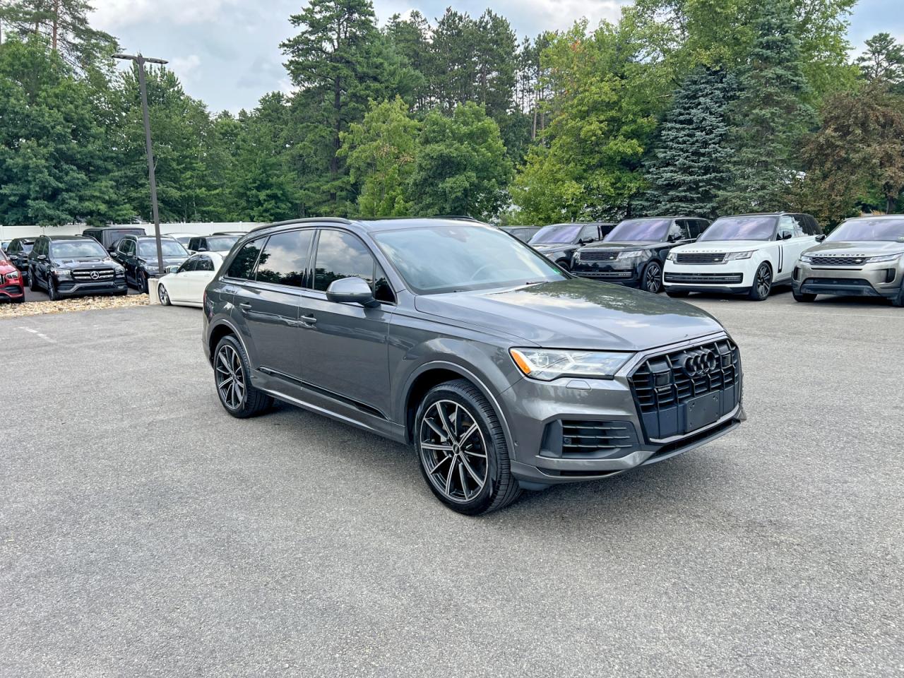 2021 AUDI Q7 quattro Premium Plus