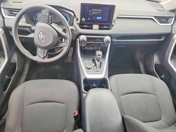 2024 TOYOTA RAV4 LE
